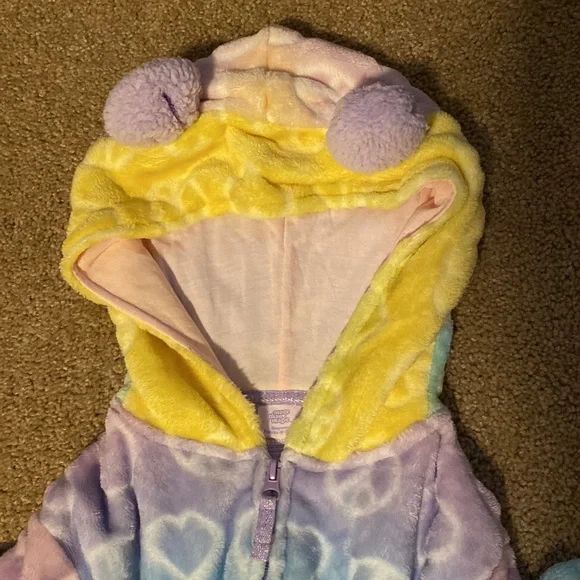 Girls Onesie - Picture 3 of 4